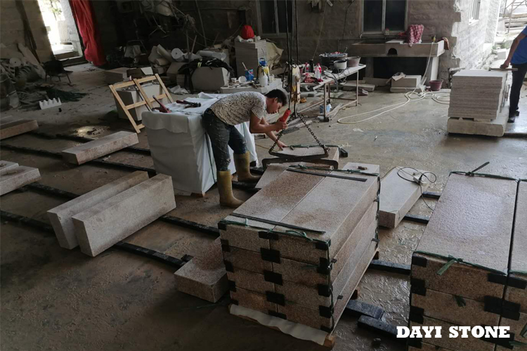 Stairs Yellow Granite G682 All sides flamed bevelled 3mm 100x35x15cm - Dayi Stone